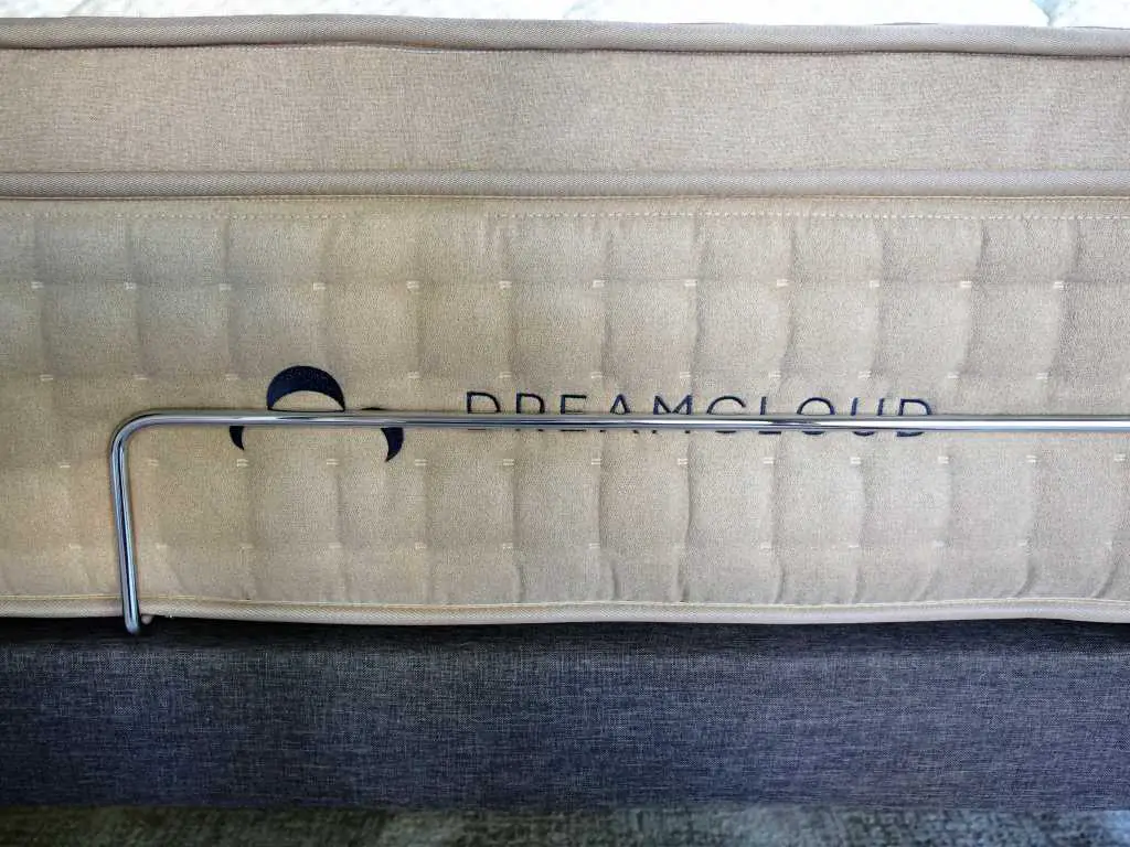 dreamcloud adjustable frame and dreamcloud mattress
