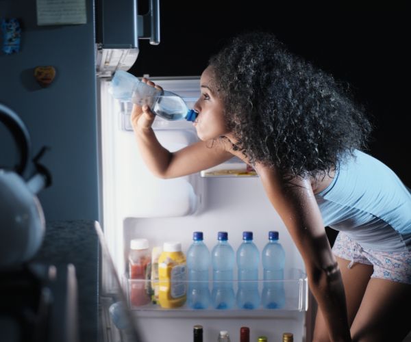 6 Causes For Night Sweats | October 2025 What causes night sweats
