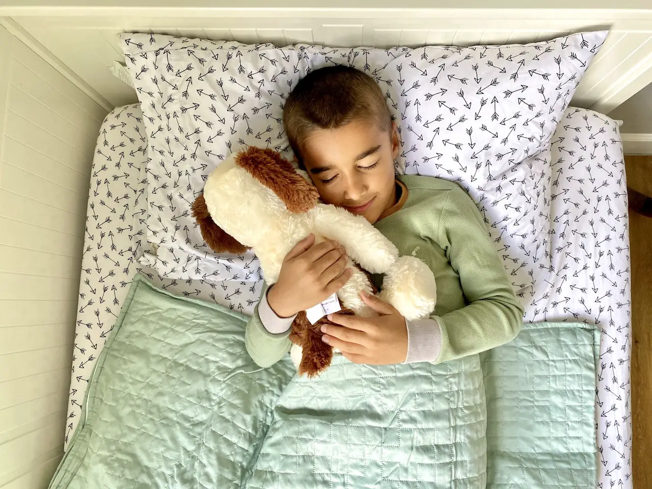 Gravity Kids Weighted Blanket comes with a weighted plush