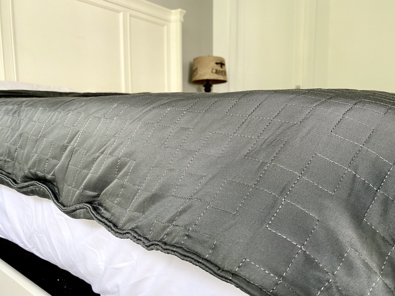 Gravity Cooling Weighted Blanket review