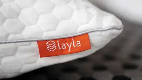Layla memory foam pillow