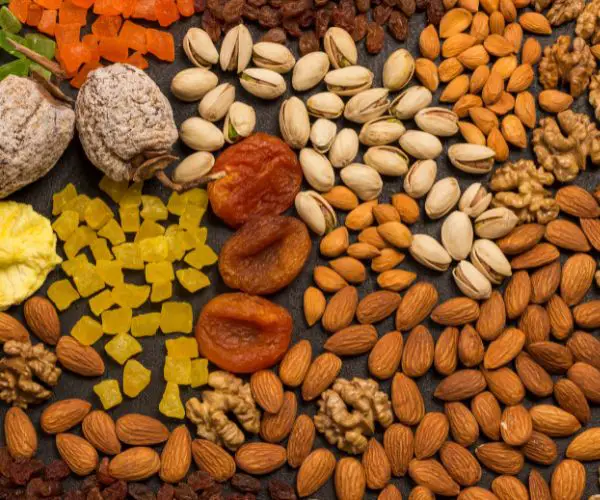 10 Best Snacks Before Bed | What To Eat For A Good Night's Sleep | April 2025 10 best snacks before bed